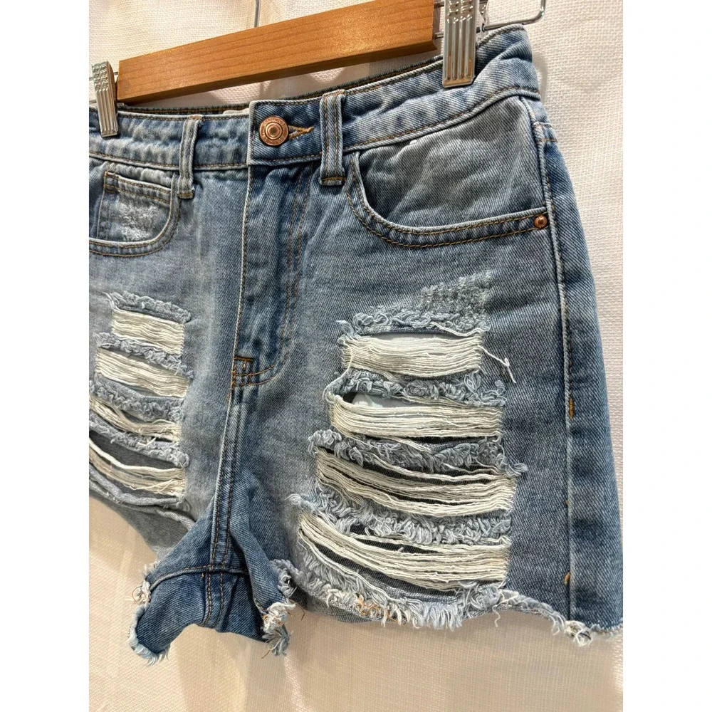 Denim Co Blue Distressed High Waisted Denim Shorts Light Wash‎ Size 2